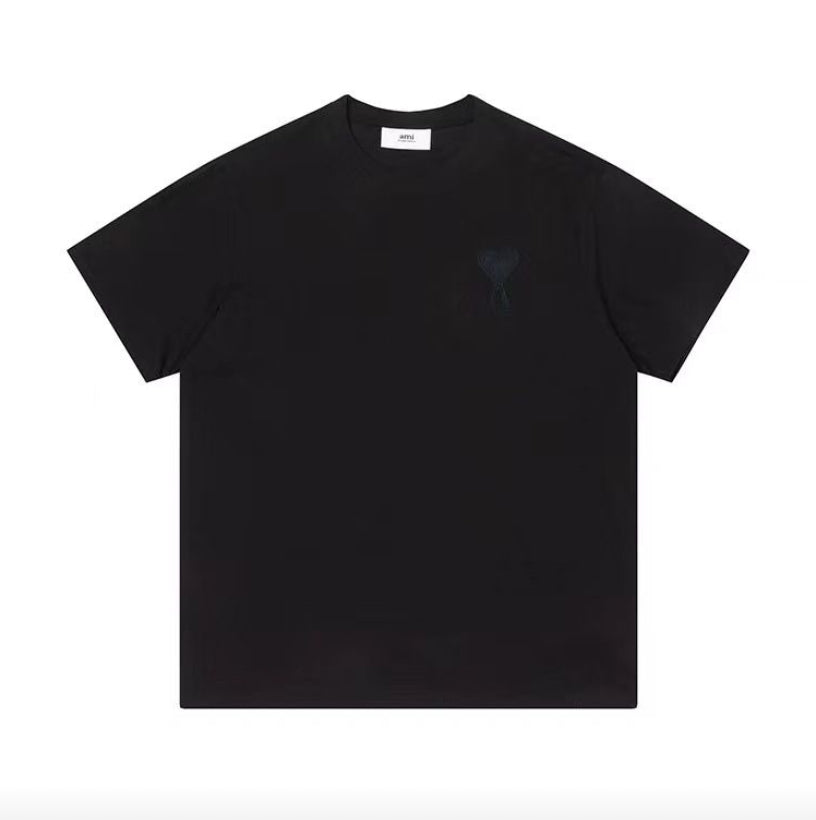 AMI Paris Classic Logo T-Shirt β Effortless French Drip π«π· - Mldripanddrop