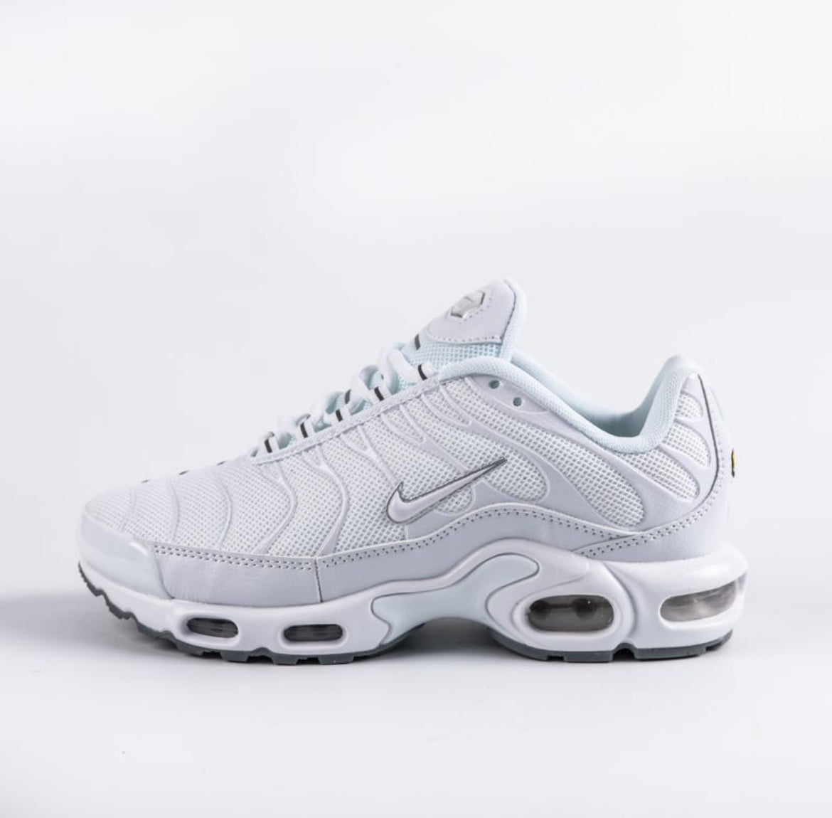Nike Air Max Plus TN2 ā Aggressive Style, Maximum Air - Mldripanddrop