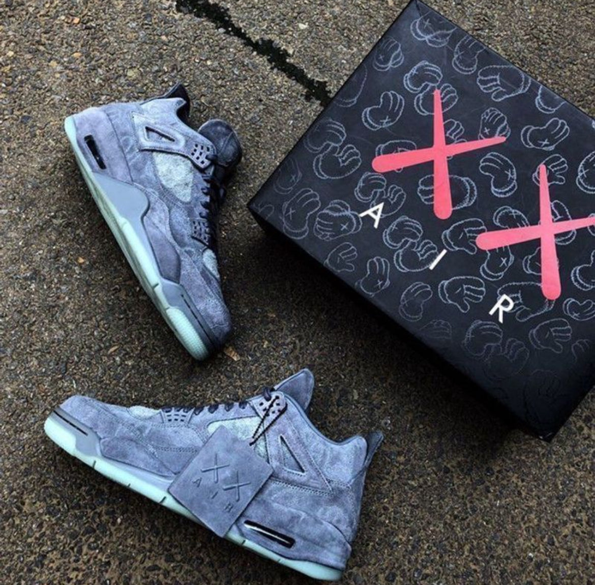Air Jordan 4 Retro x KAWS "Cool Grey" – Art Meets Hype - Mldripanddrop