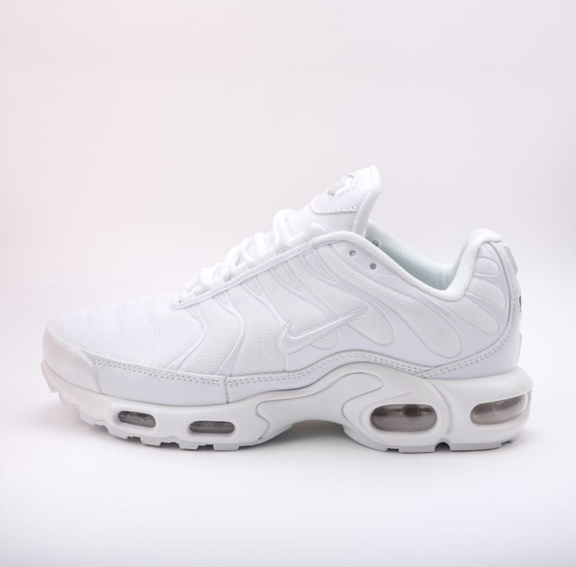 Nike Air Max Plus TN2 ā Aggressive Style, Maximum Air - Mldripanddrop