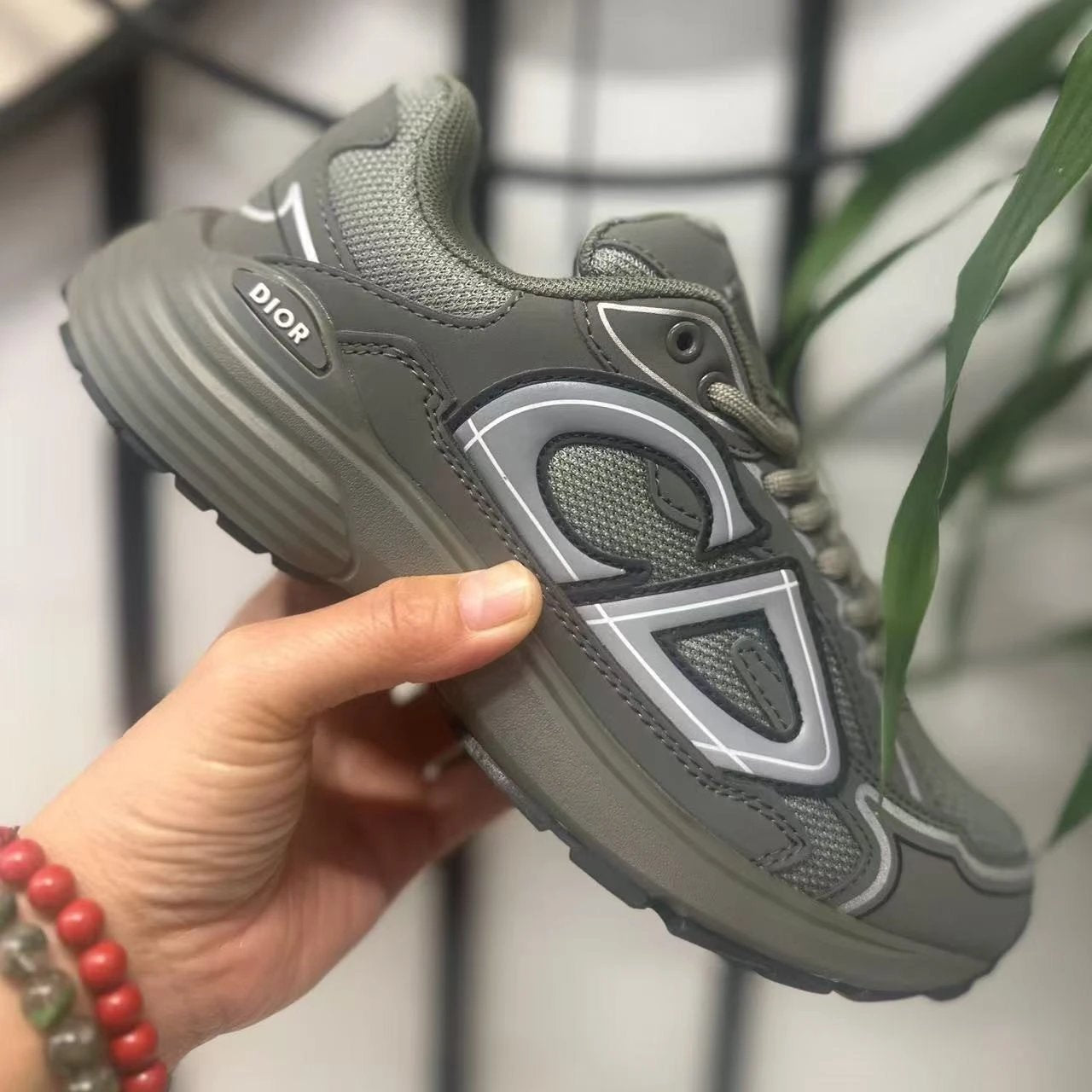Dior B30 - Mldripanddrop